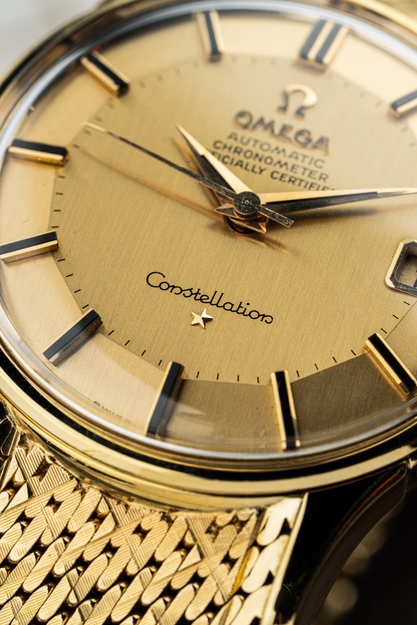 Omega Constellation 34mm 18k Yellow Gold