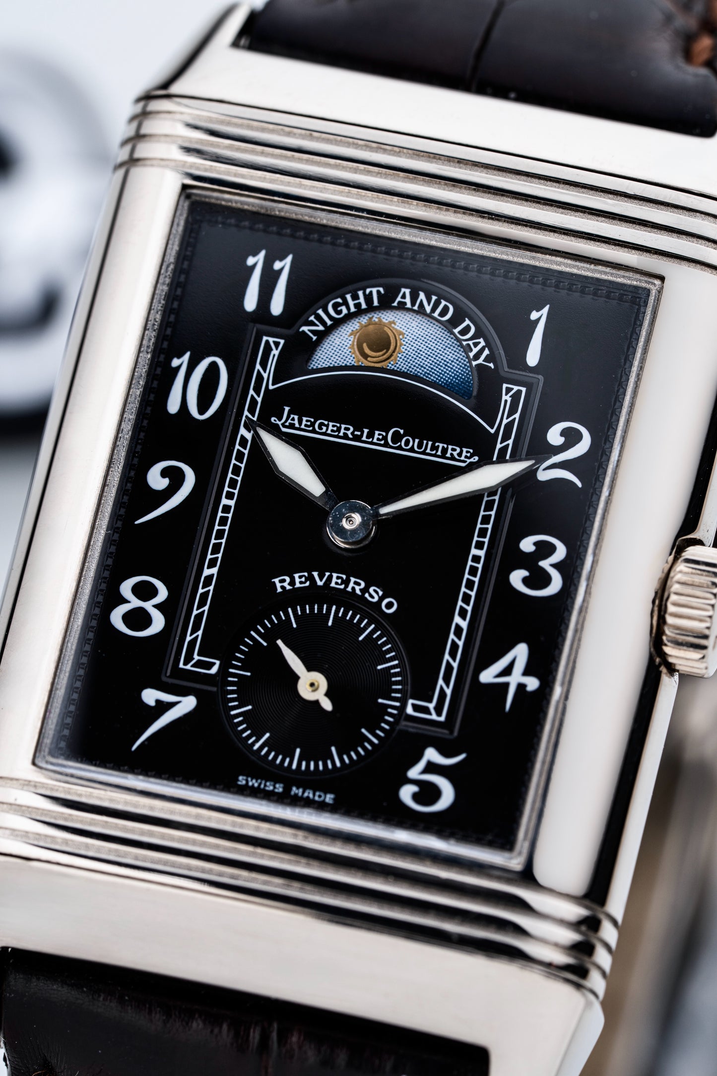 Jaeger LeCoultre Reverso Night & Day 18k White Gold - Ref. 270.3.51