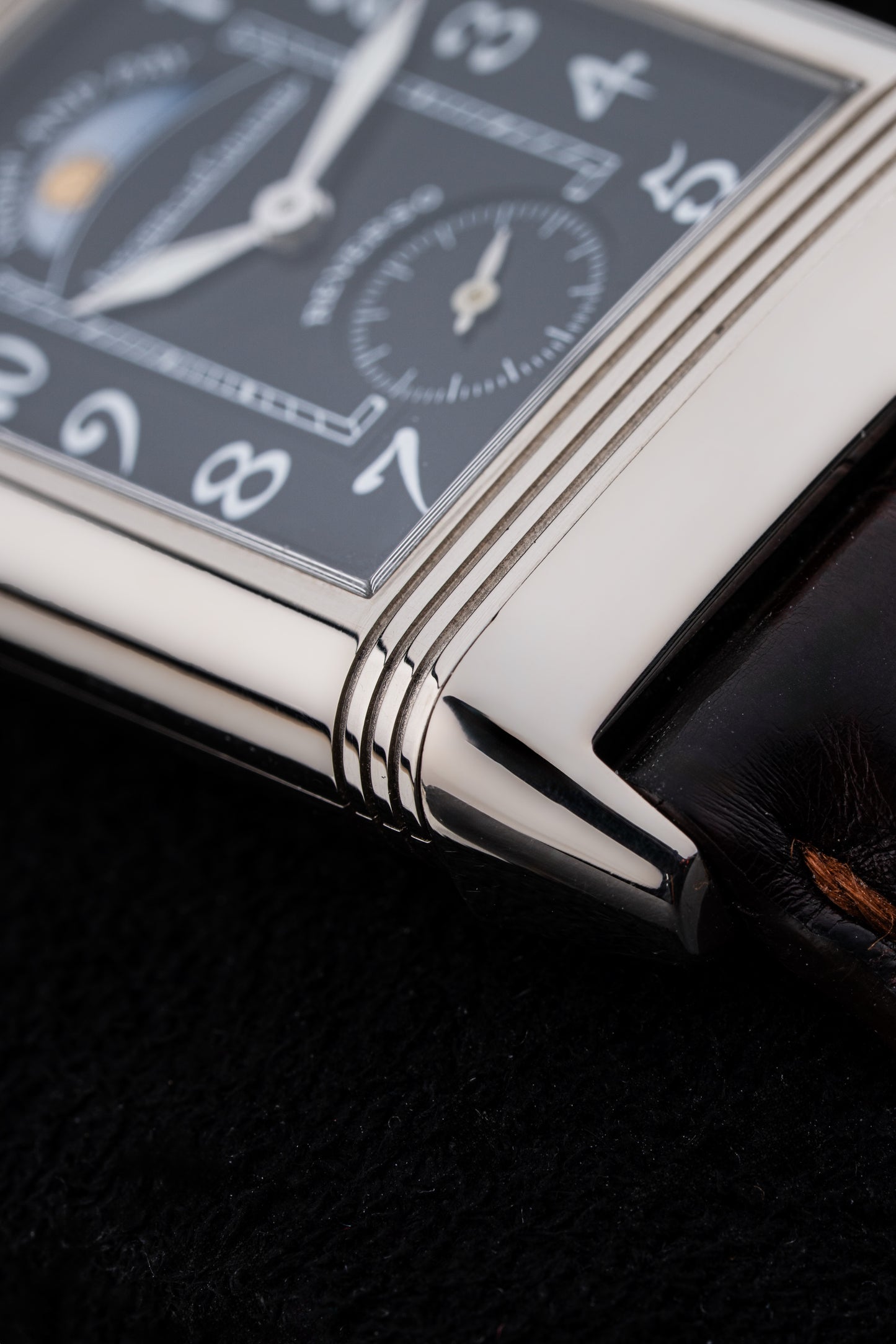 Jaeger LeCoultre Reverso Night & Day 18k White Gold - Ref. 270.3.51