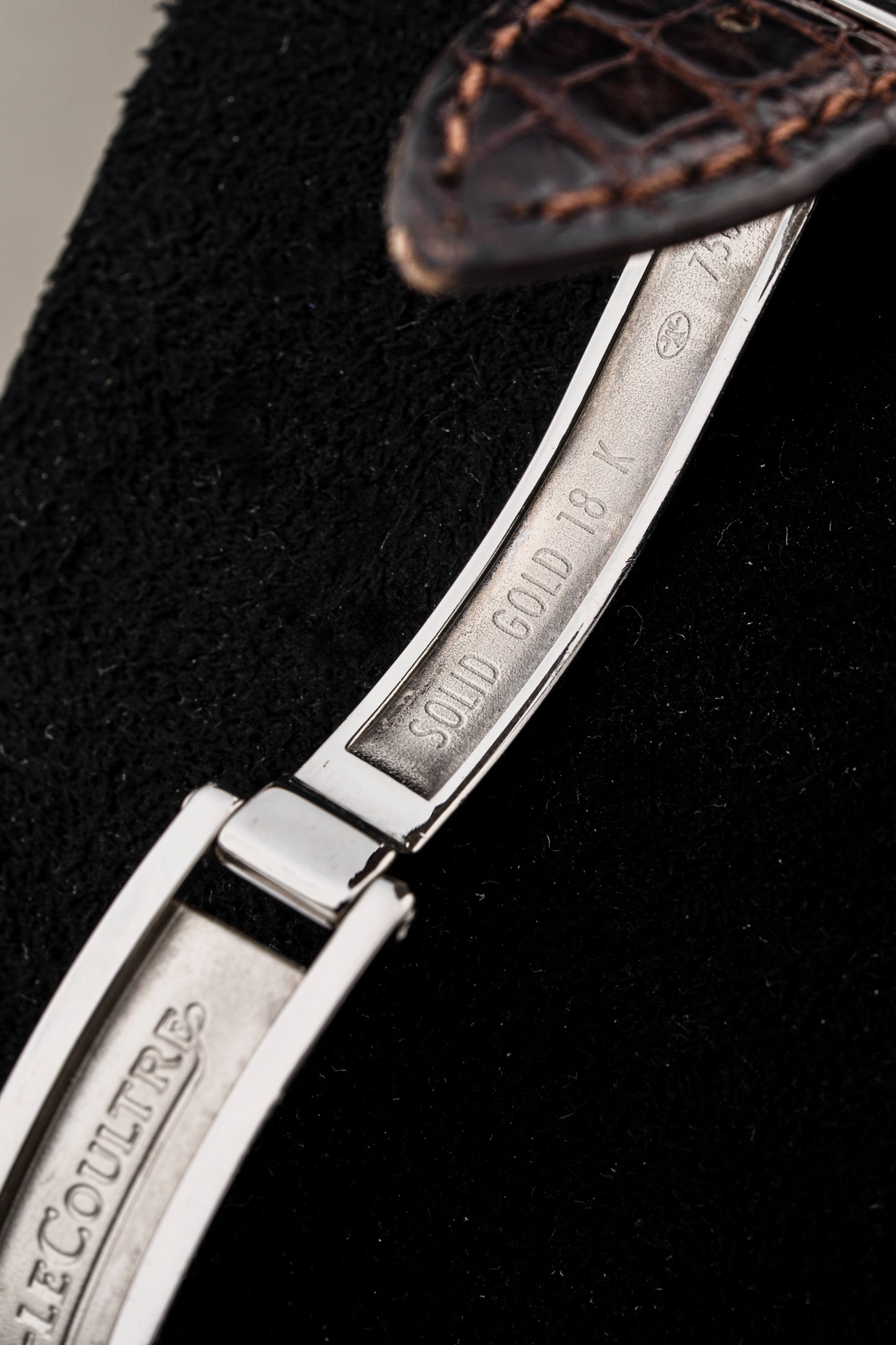 Jaeger LeCoultre Reverso Night & Day 18k White Gold - Ref. 270.3.51