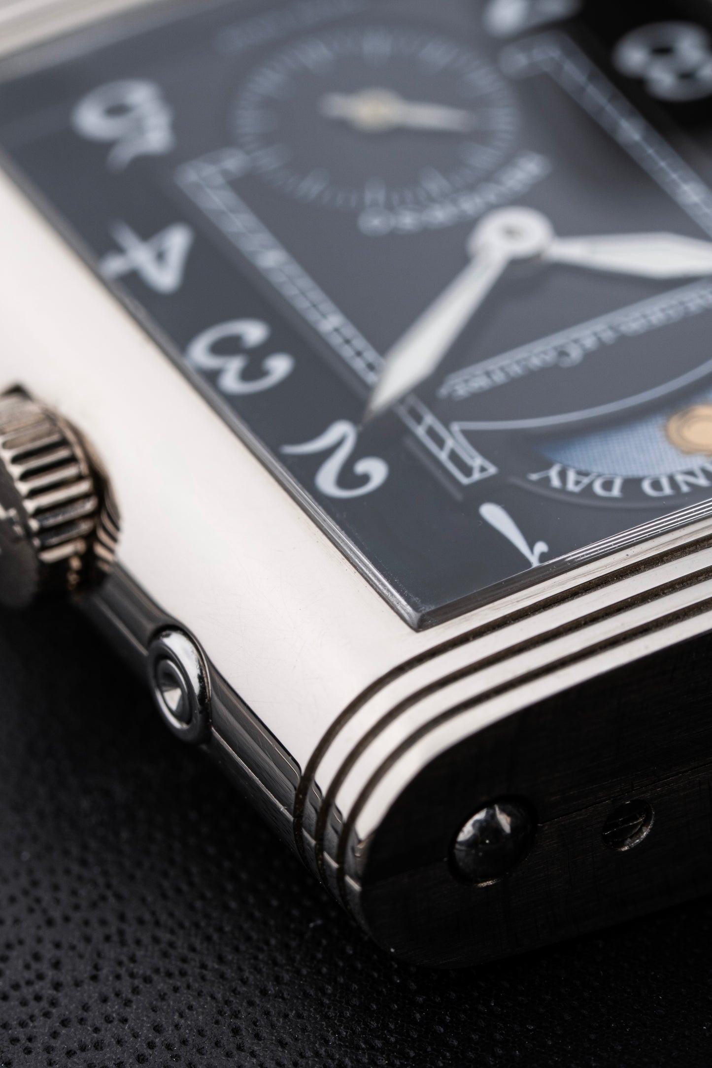 Jaeger LeCoultre Reverso Night & Day 18k White Gold - Ref. 270.3.51
