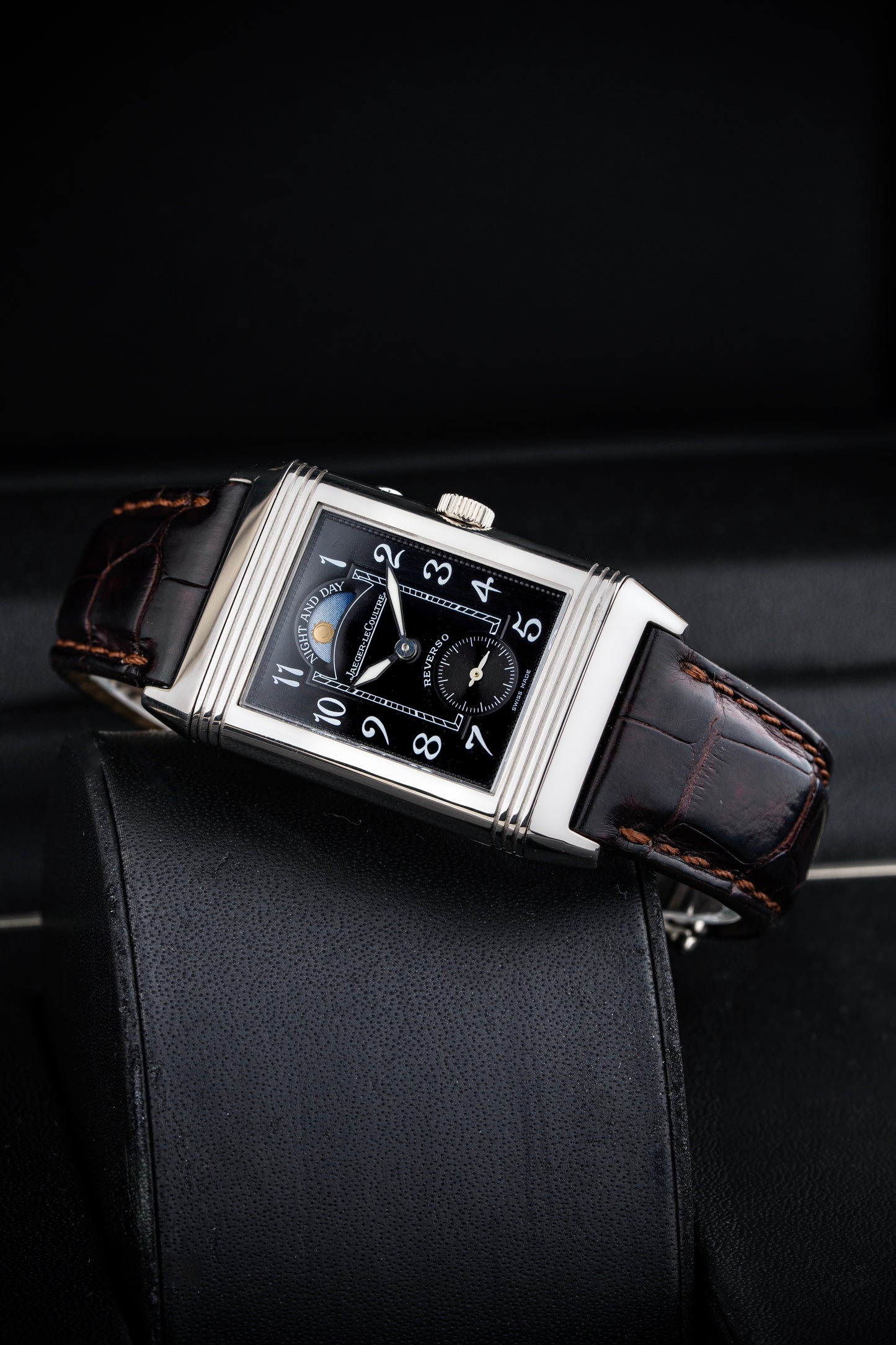 Jaeger LeCoultre Reverso Night & Day 18k White Gold - Ref. 270.3.51