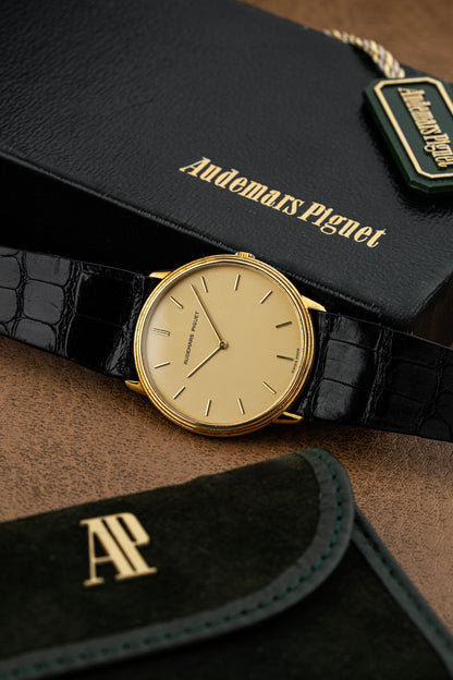 Audemars Piguet 18k Yellow Gold Dress Watch 31mm - Ref. 6054BA