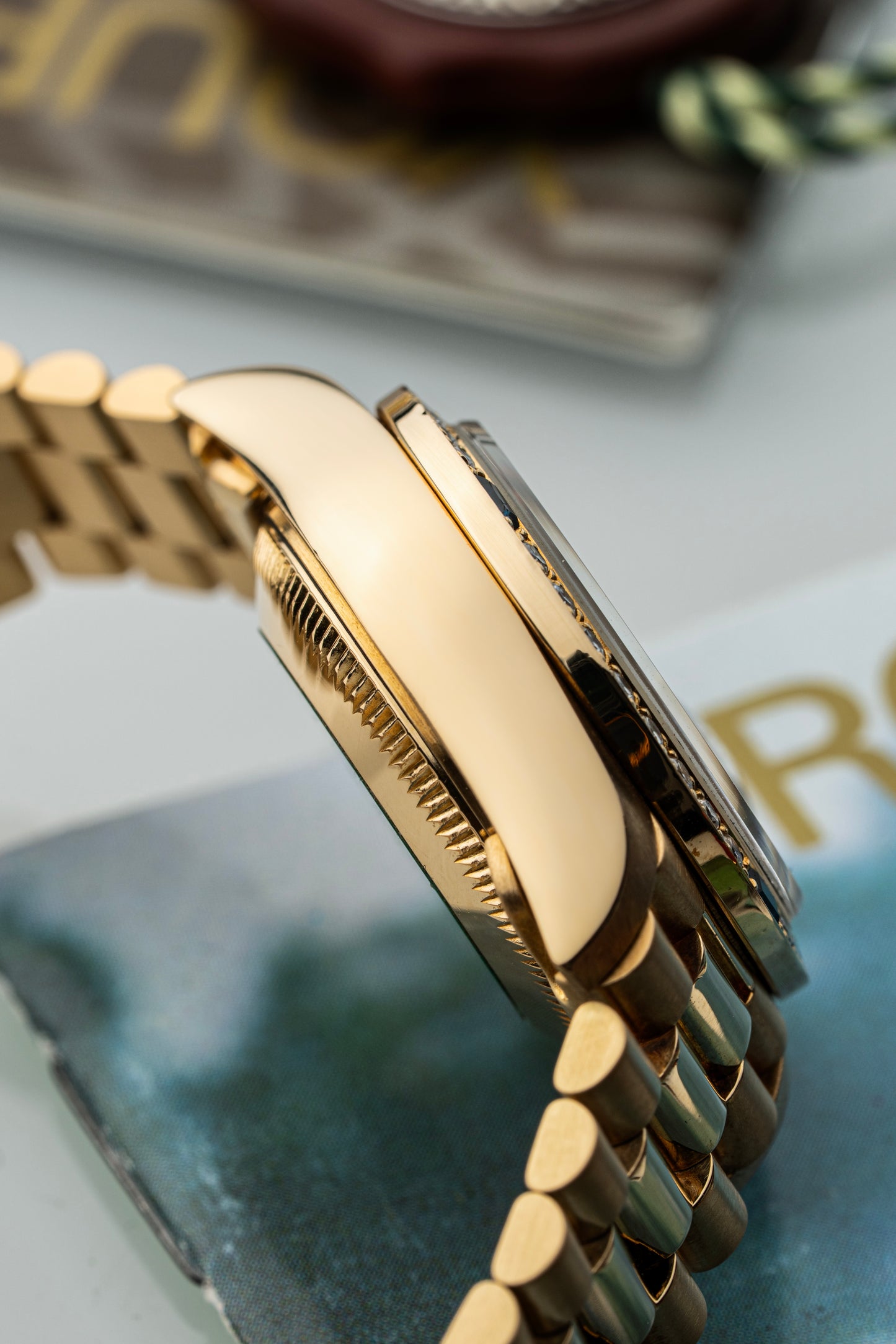 Rolex Lady-Datejust 26mm Diamond & Sapphire - Ref. 69088