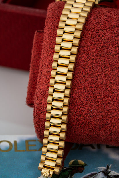 Rolex Lady-Datejust 26mm Diamond & Sapphire - Ref. 69088