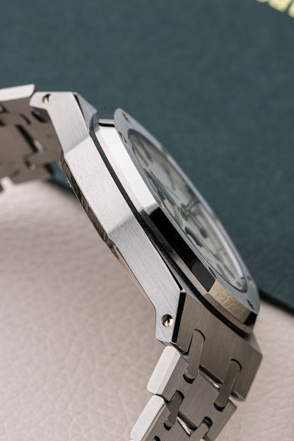 Audemars Piguet Royal Oak Moonphase - Ref. 25594ST