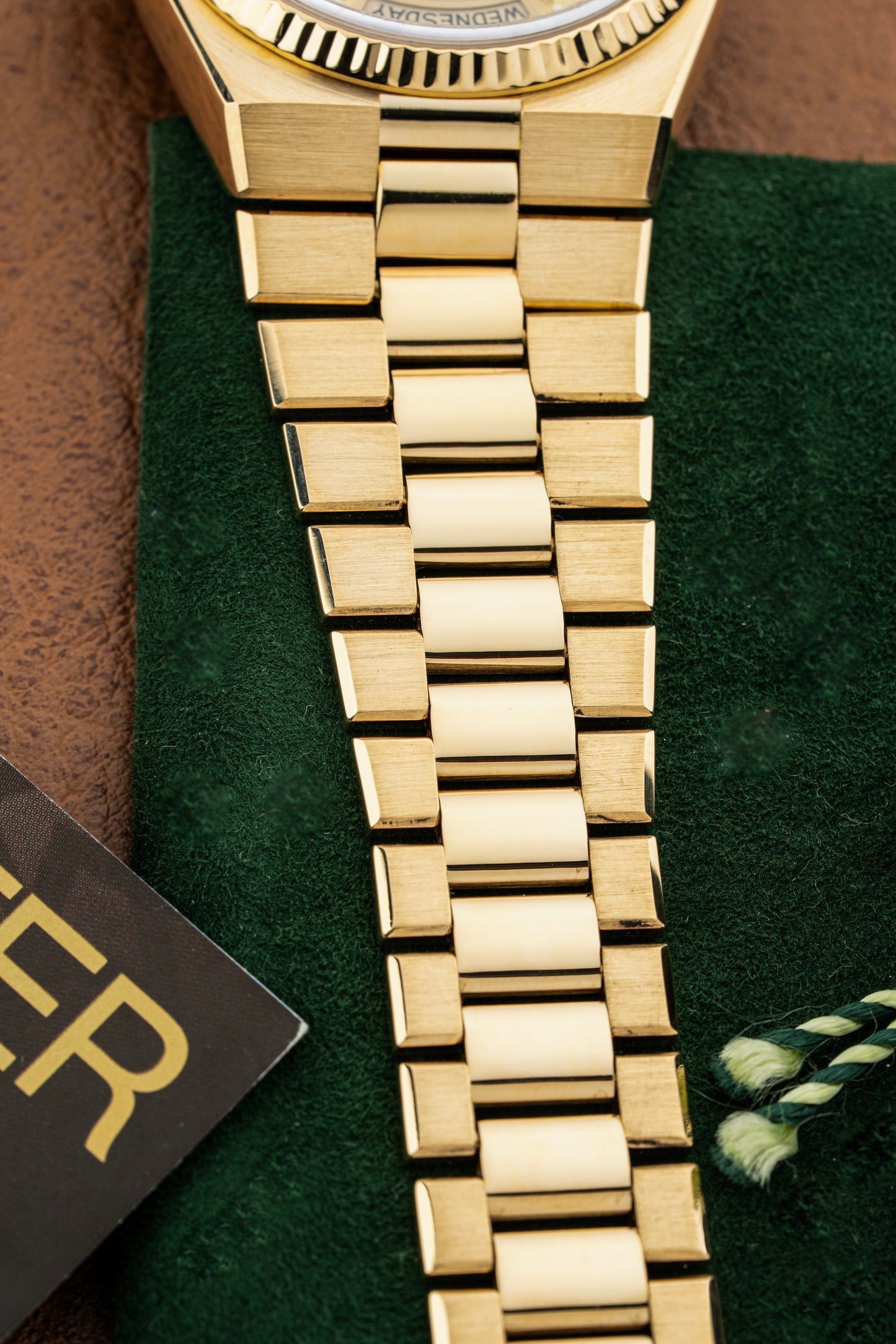 Rolex Day-Date Oysterquartz 36mm - Ref. 19018