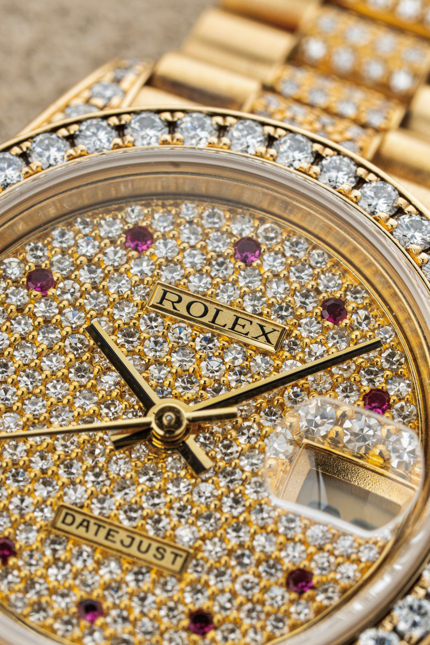 Rolex Lady-Datejust 26mm Pavé Ruby - Ref. 69158