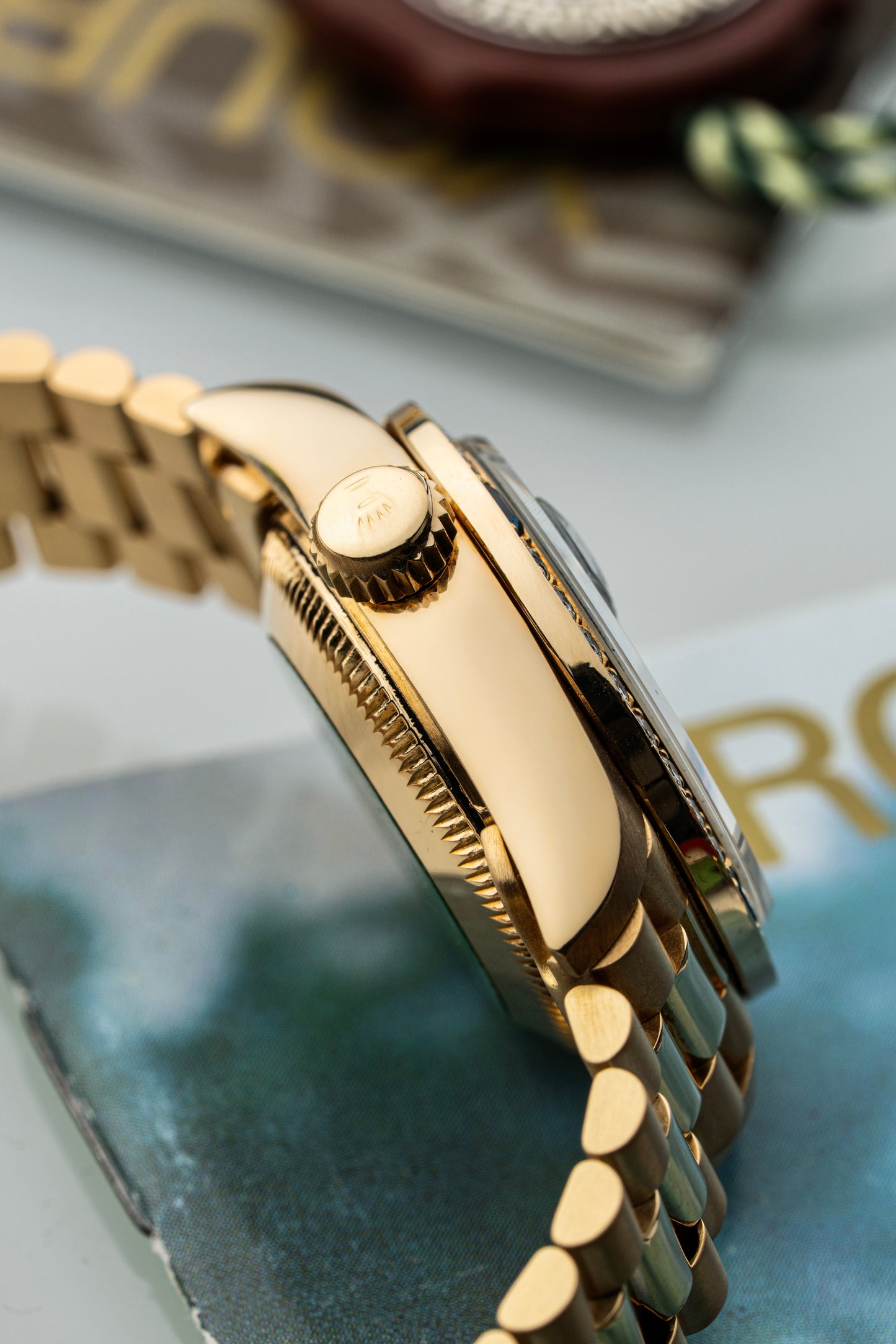 Rolex Lady-Datejust 26mm Diamond & Sapphire - Ref. 69088