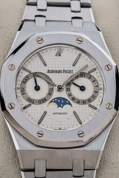 Audemars Piguet Royal Oak Moonphase - Ref. 25594ST