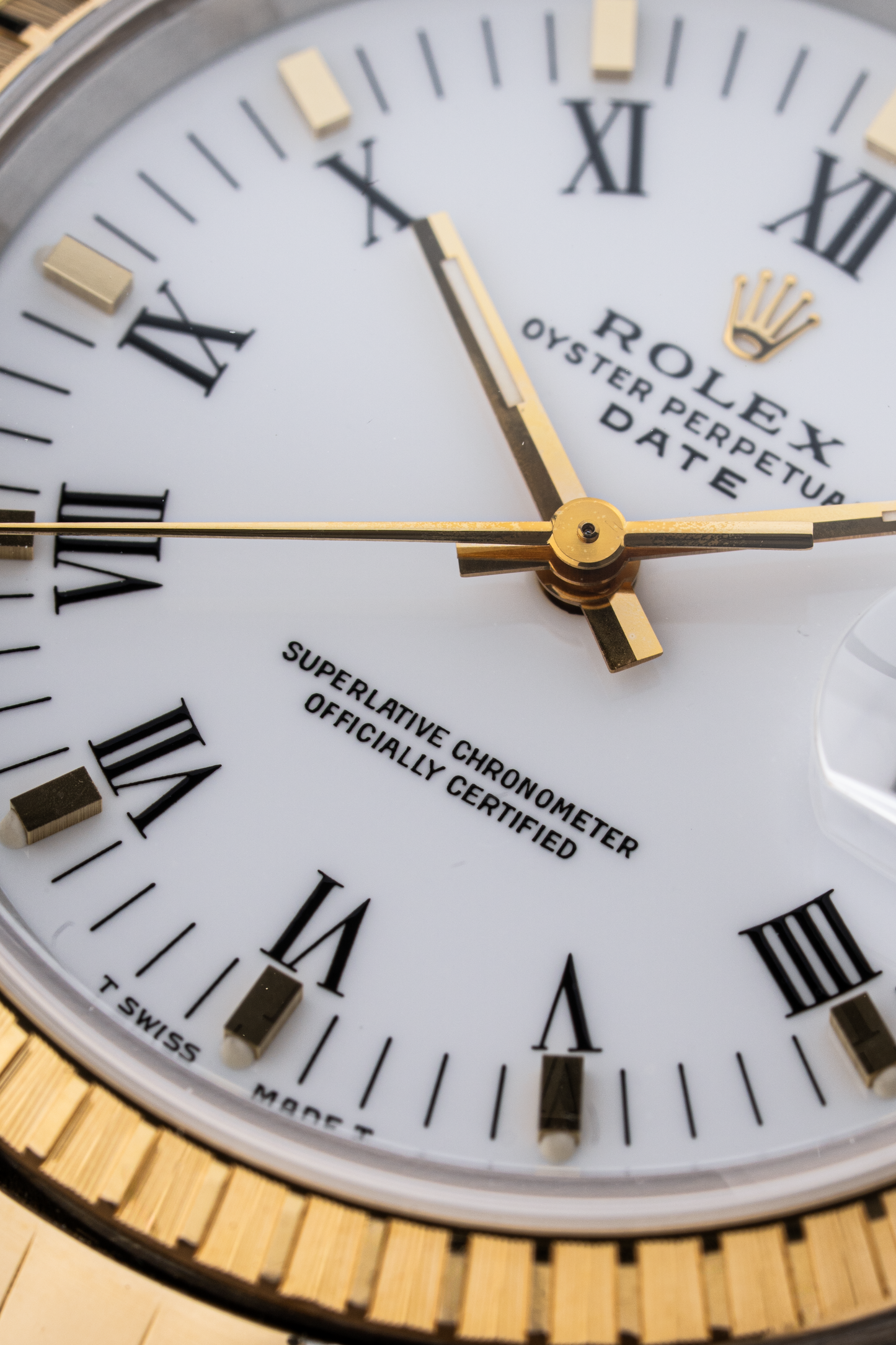 Rolex Oyster Perpetual Date 34mm- Ref. 15233