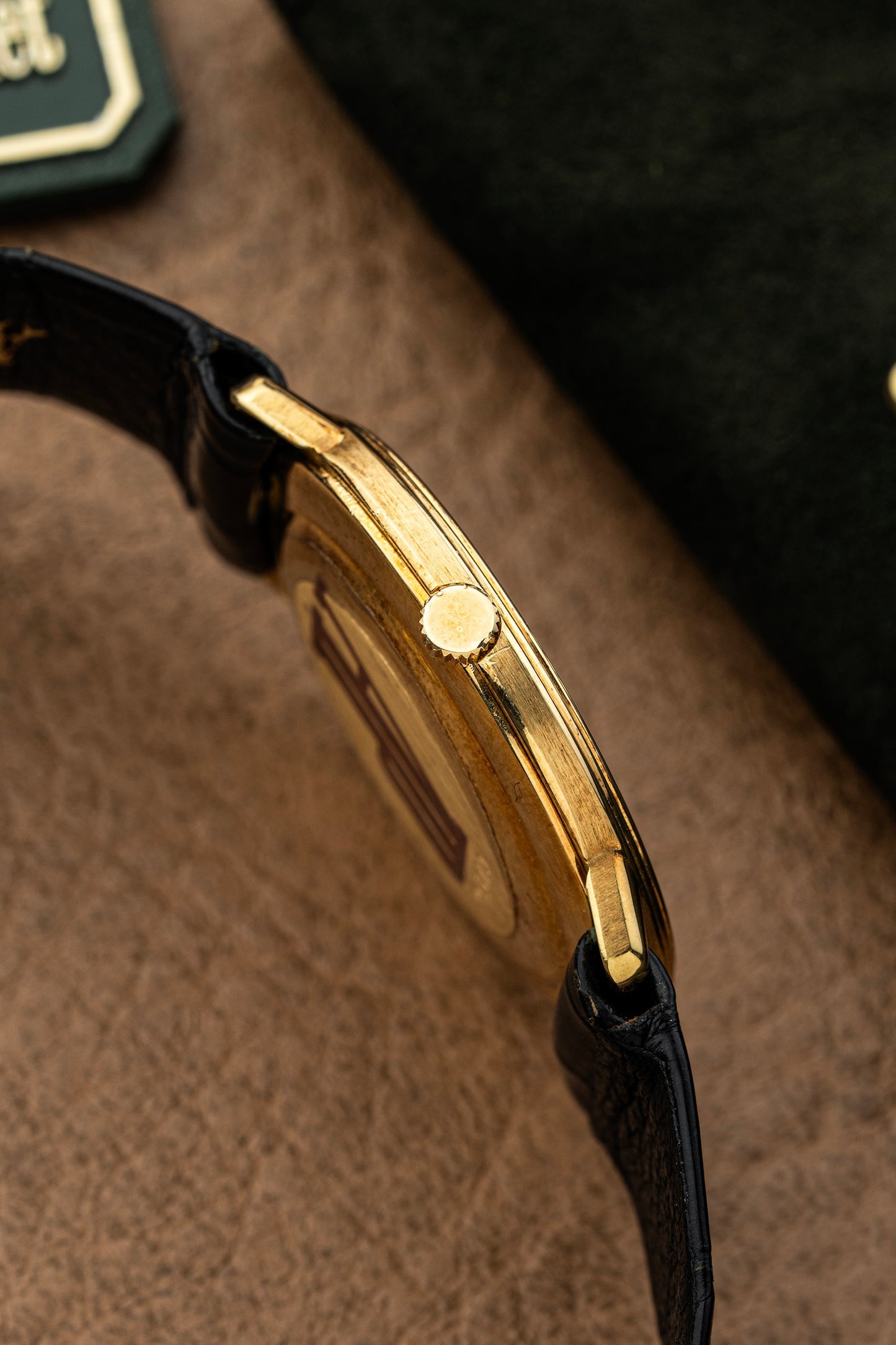 Audemars Piguet 18k Yellow Gold Dress Watch 31mm - Ref. 6054BA