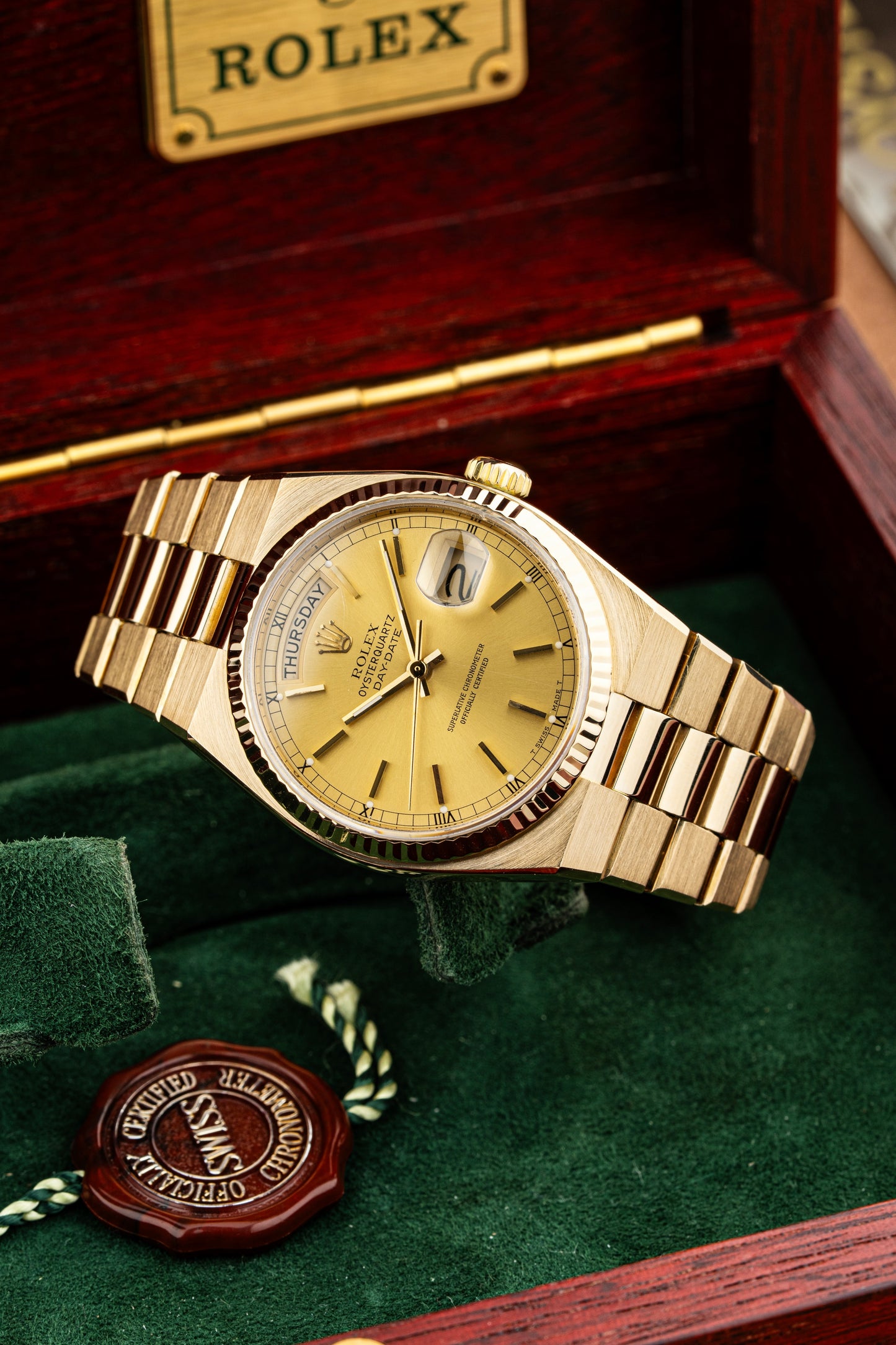 Rolex Day-Date Oysterquartz 36mm - Ref. 19018