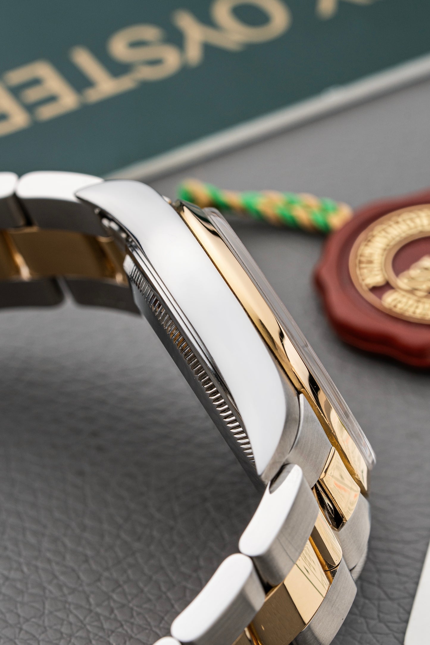 Rolex Oyster Perpetual 34mm - Ref. 14203M