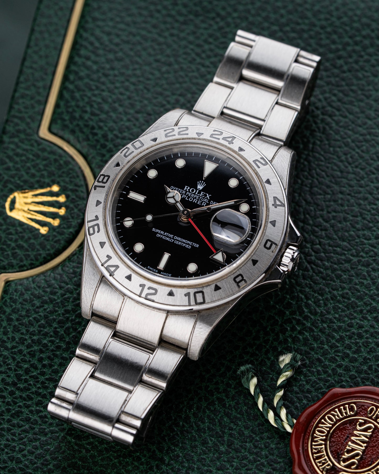 Rolex Explorer II 40mm - Ref. 16570