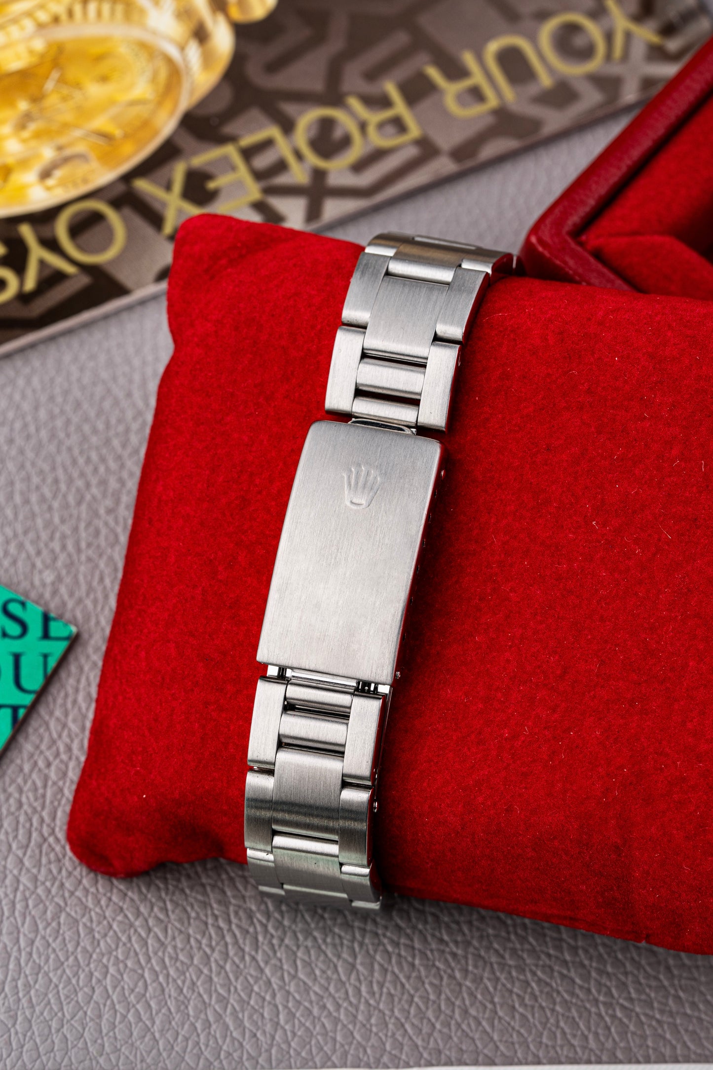 Rolex Oyster Perpetual 31mm - Ref. 67480