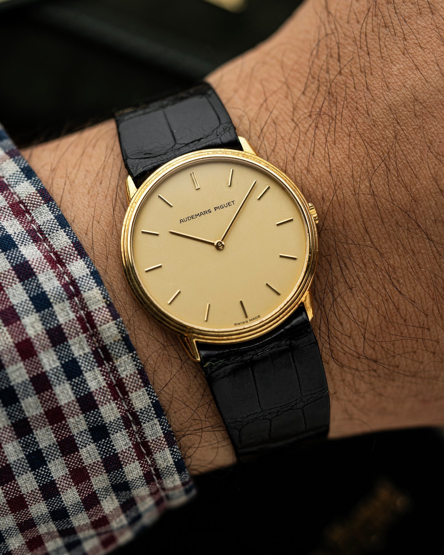 Audemars Piguet 18k Yellow Gold Dress Watch 31mm - Ref. 6054BA