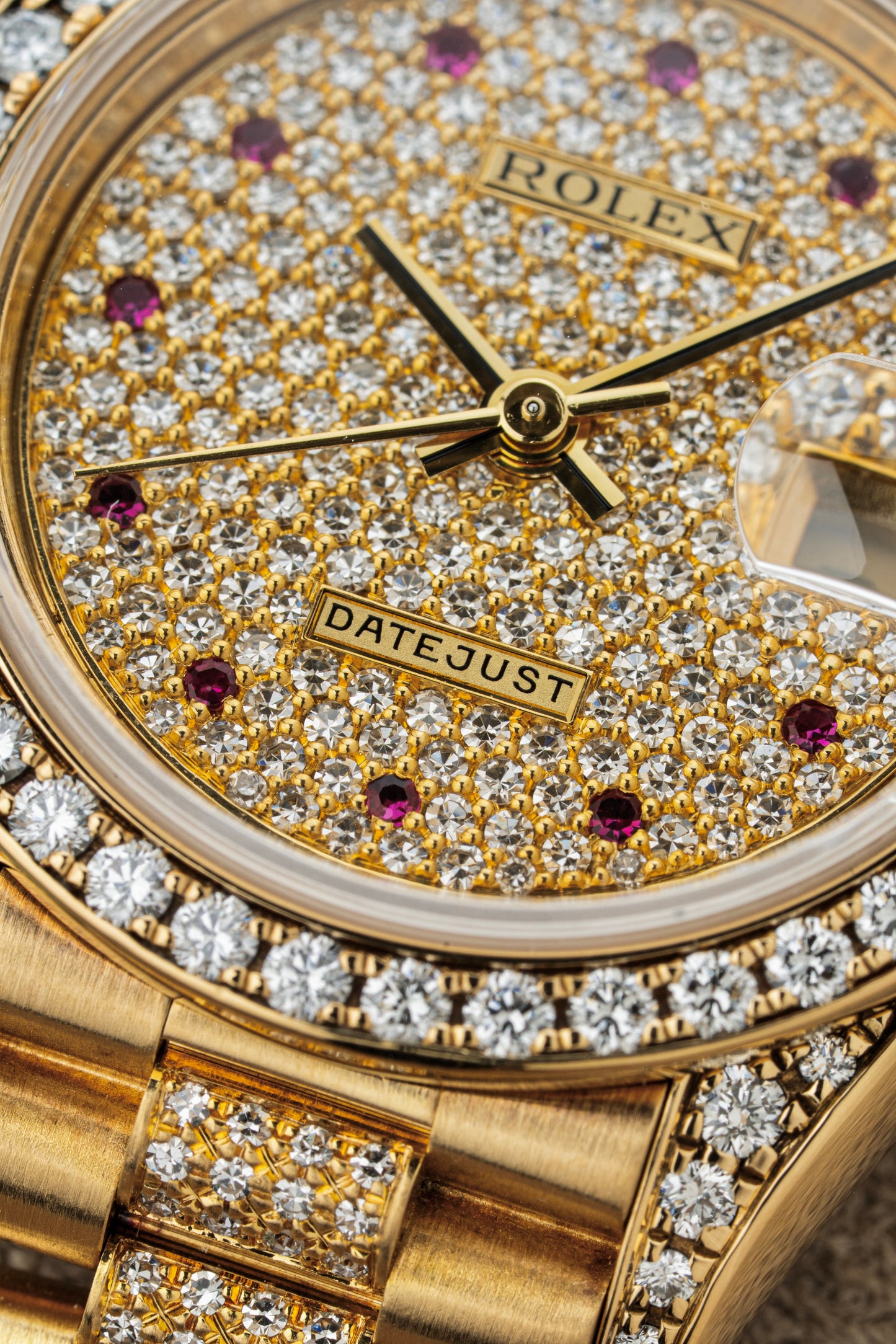 Rolex Lady-Datejust 26mm Pavé Ruby - Ref. 69158