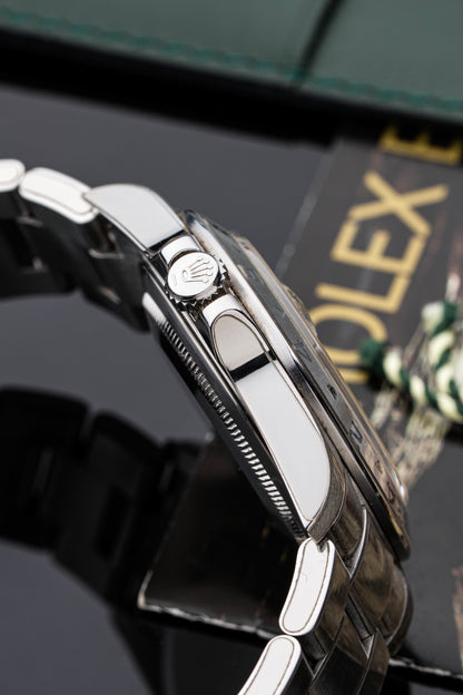 Rolex Explorer II 40mm - Ref. 16570