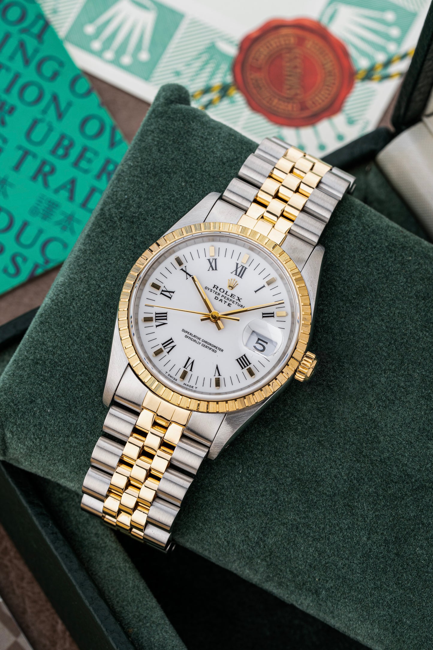 Rolex Oyster Perpetual Date 34mm- Ref. 15233