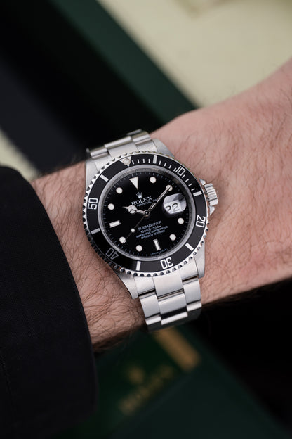 Rolex Submariner 40mm - Ref. 16610