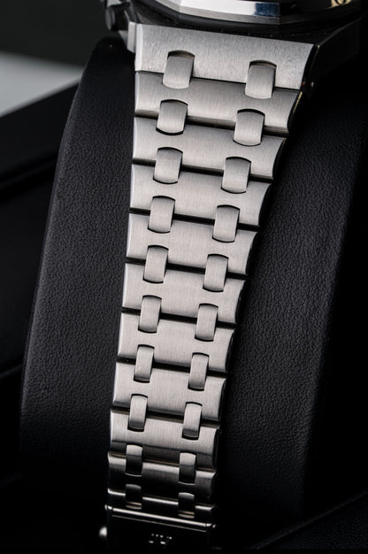 Audemars Piguet Royal Oak Offshore 42mm ‘The Beast’ - Ref. 25721ST