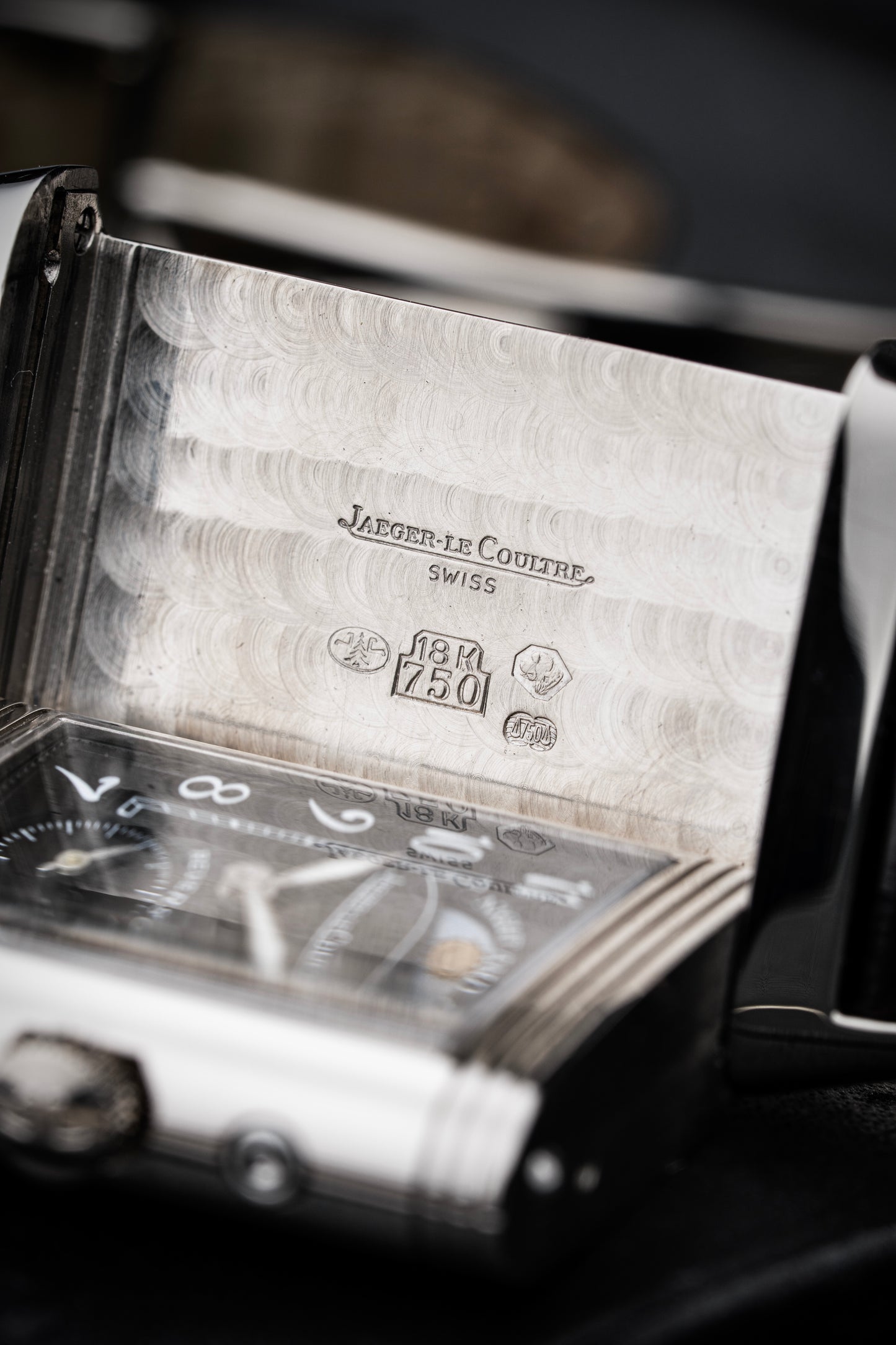 Jaeger LeCoultre Reverso Night & Day 18k White Gold - Ref. 270.3.51
